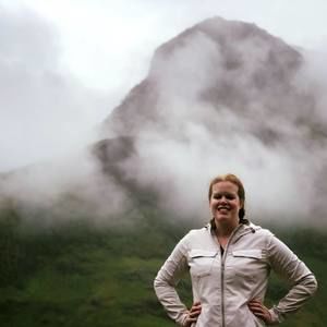 Meet your Posher, Liz